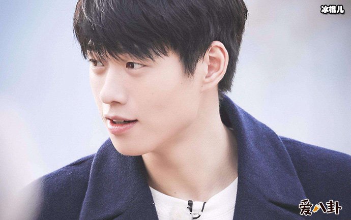 魏大勋杨幂恋情争议在哪里