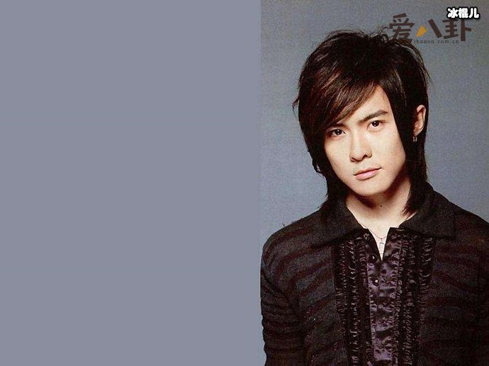 唐禹哲承认与女友的恋情