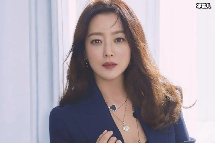 金喜善和权志龙怎么认识的