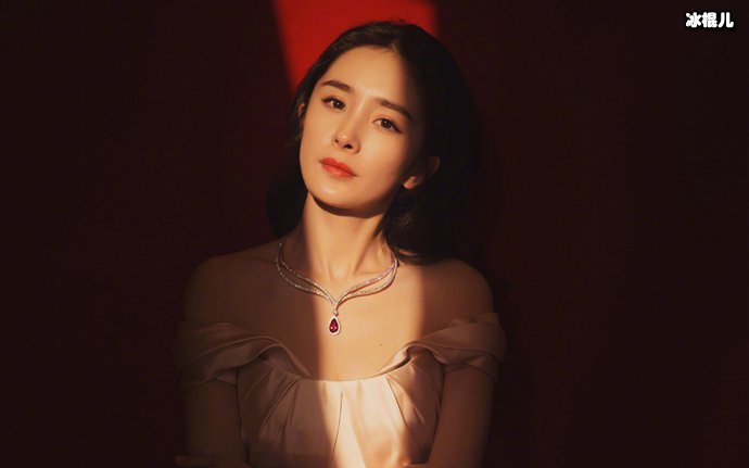 杨幂一直劝好友买房