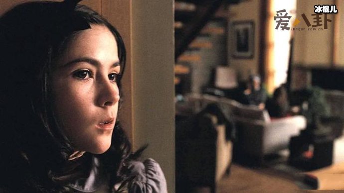 电影《孤儿怨》结局