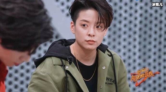 闪光的乐队刘逸云退出了吗