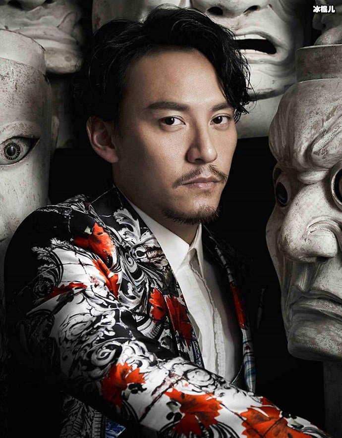 张震时刻都在散发着男人味