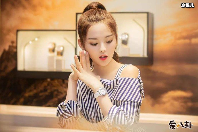 网友为何为杨超越抱不平