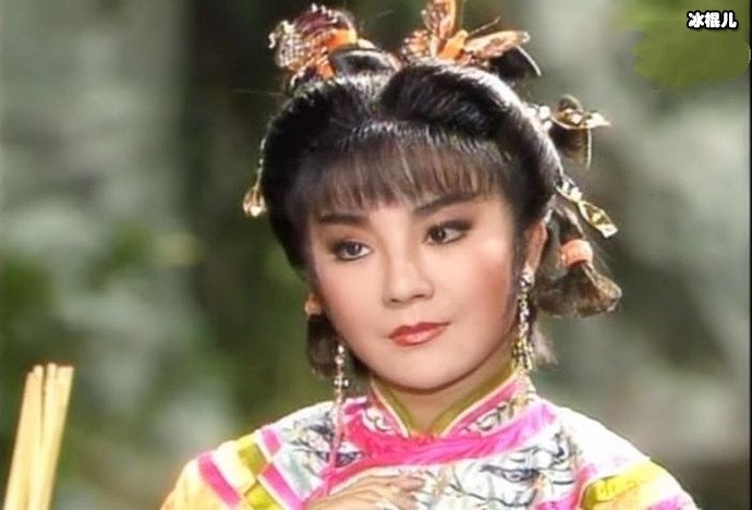 资深演员连明月