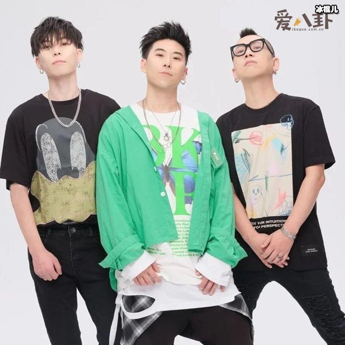 花儿乐队只有三个人