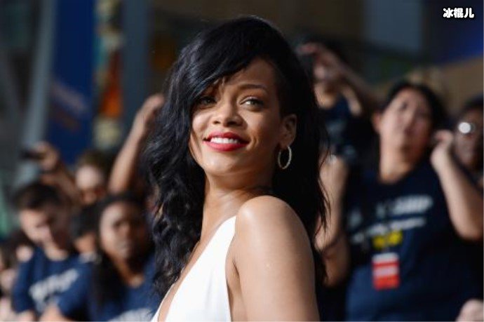 蕾哈娜为什么这么火