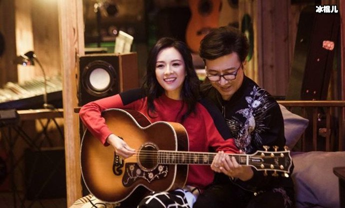 章子怡与汪峰合照