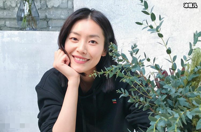 刘雯为什么叫大表姐