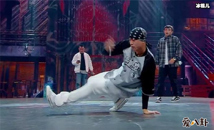 舞者小白原名叫什么