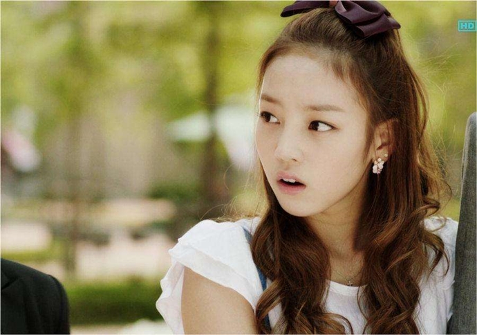 韩国娱乐圈自杀原因