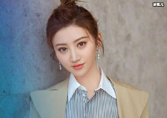 景甜首度回应分手