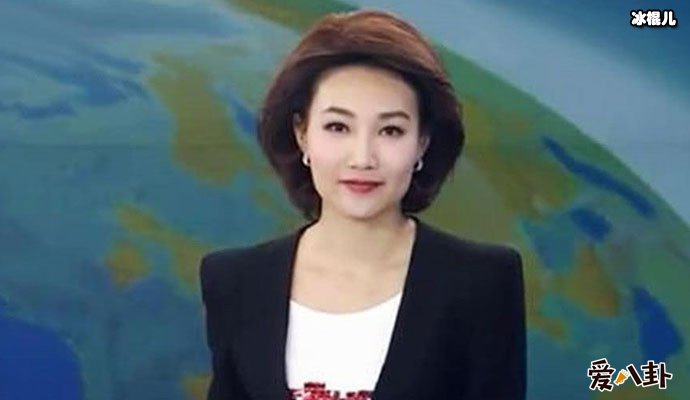 李梓萌主持画面