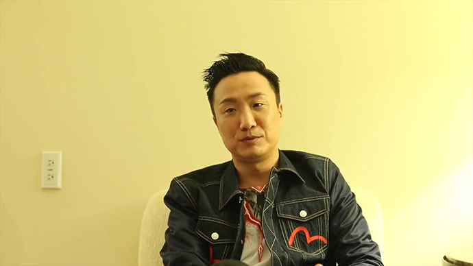 郑中基离婚后迎娶主播女友