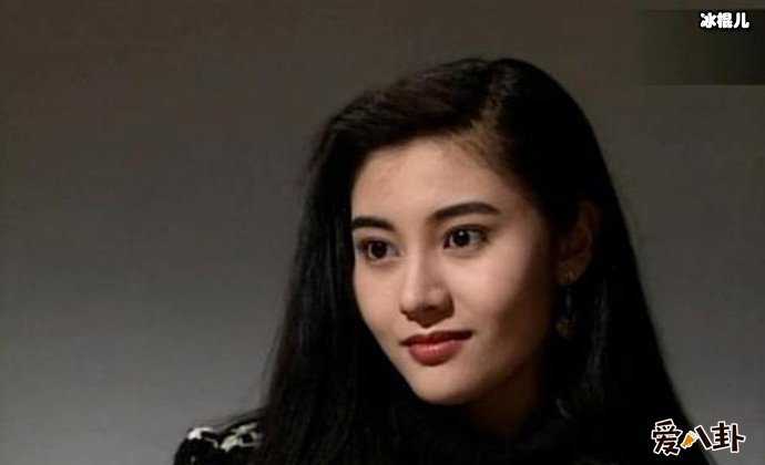 李嘉欣年轻时照片