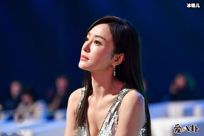 秦岚呼声颇高前来踢馆