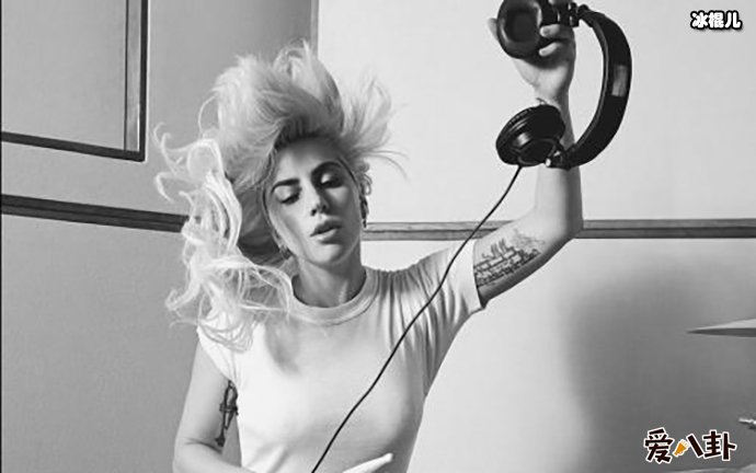 lady gaga曝新恋情