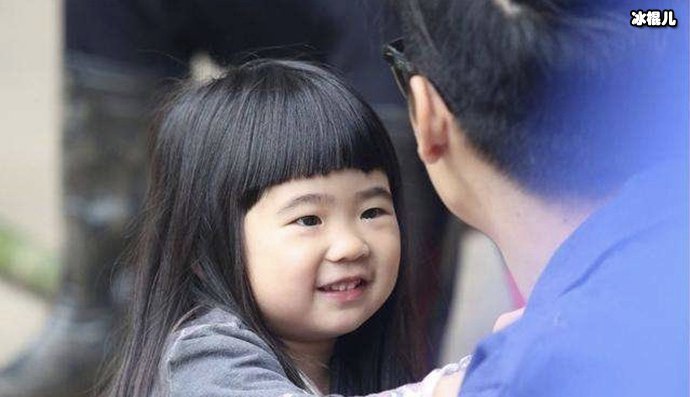 曹格女儿grace小时候