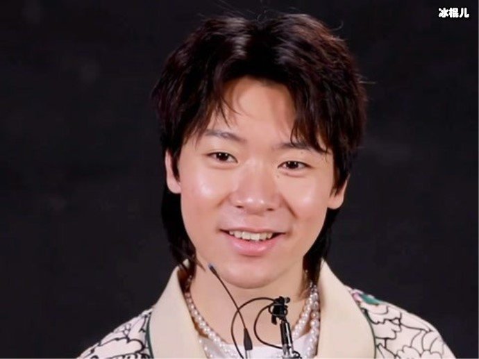 福克斯向吴亦凡道歉