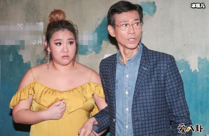 郑少秋与女儿郑欣宜