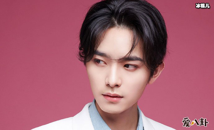 骆明劼怎么出道的