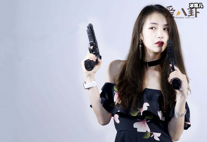 演员舒杨是怎么进入娱乐圈的