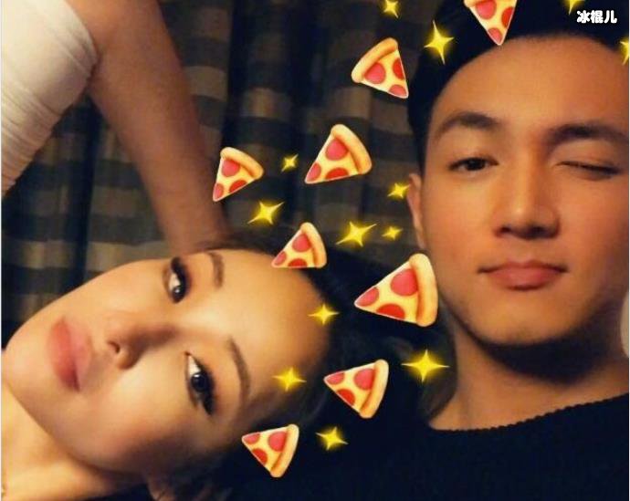 萧亚轩小男友亲密照