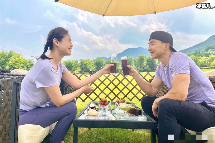 刘畊宏与老婆Vivi