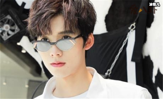 邓超元是富二代吗