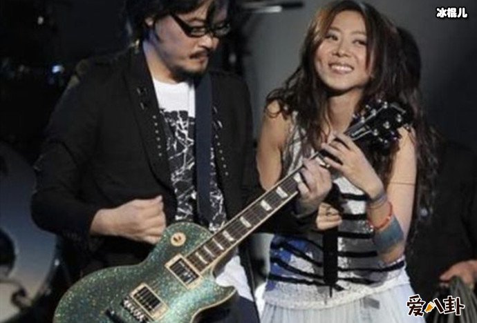 陈绮贞与男友钟成虎