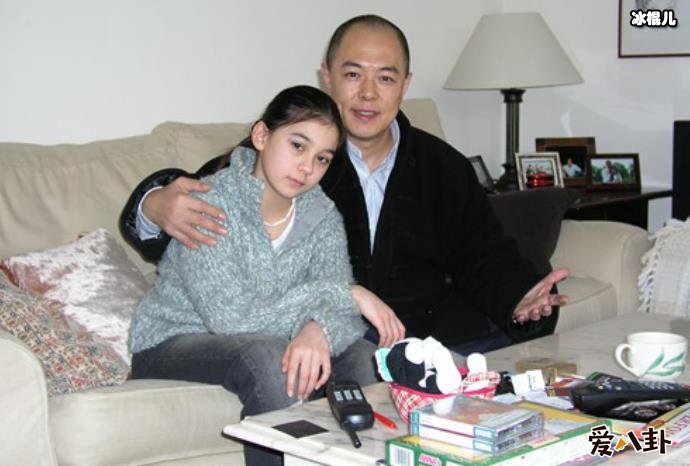 张铁林和女儿张月亮