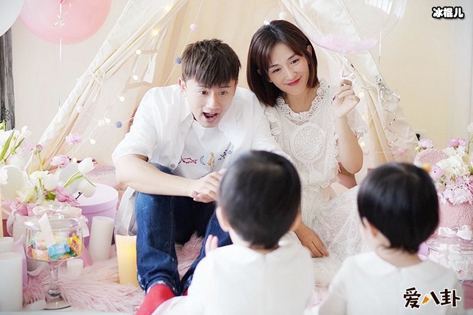 张杰说错和谢娜结婚年份遭众人调侃