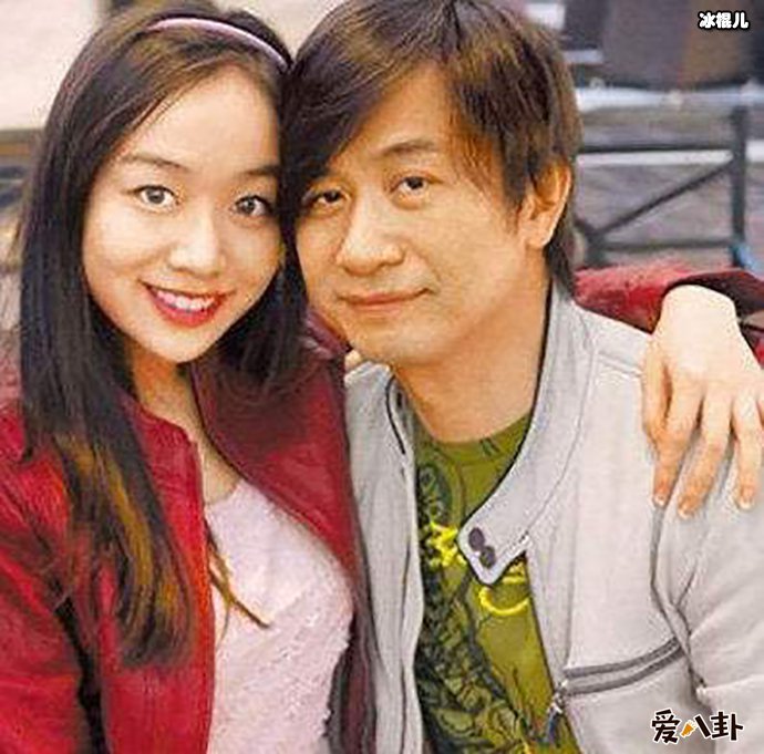 黄舒骏妻子张菁芳小其24岁