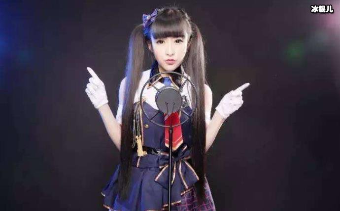 网红女主播夏可可