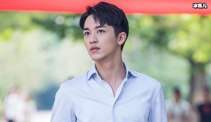 许魏洲有什么后台