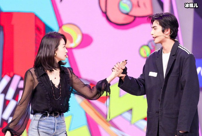 宋威龙宋茜快乐大本营合体