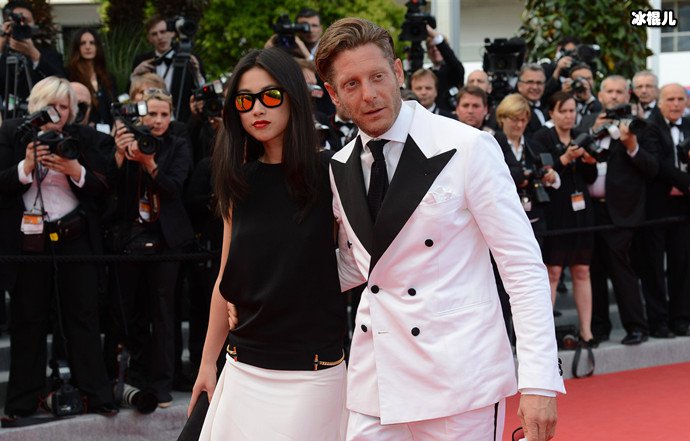 朱珠与拉波·埃尔坎分手原因