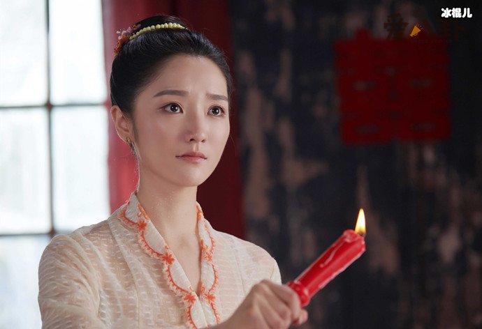 肖燕饰演的月娘