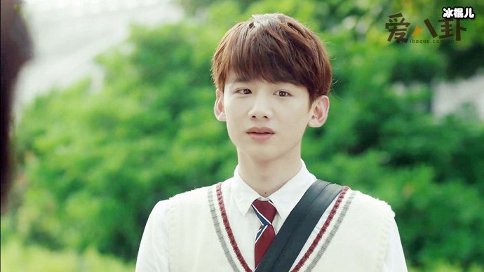 白敬亭是不是谈恋爱了