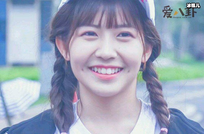 起底赖美云家境