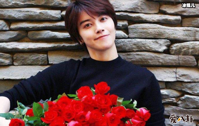 邢雅晨为什么改名邢恩