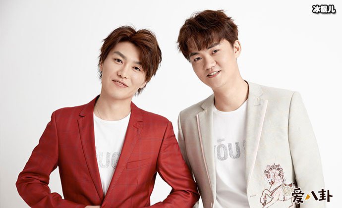 沙漠骆驼罗罗展展