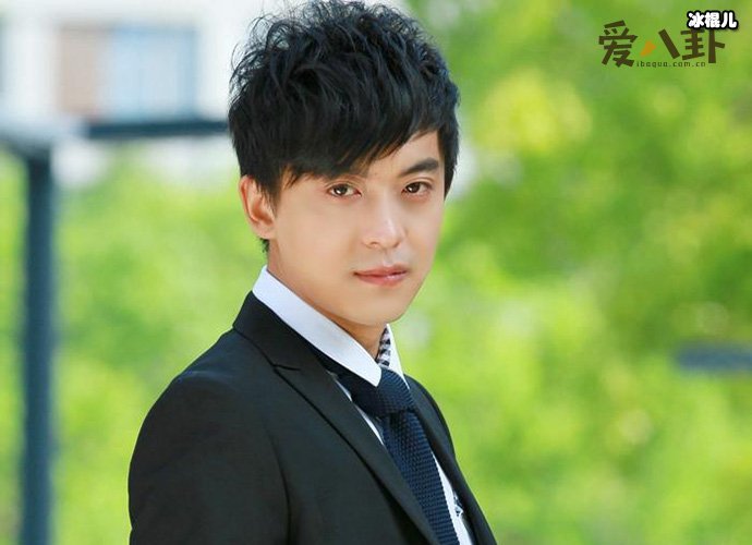 李佳航出轨的女星是谁