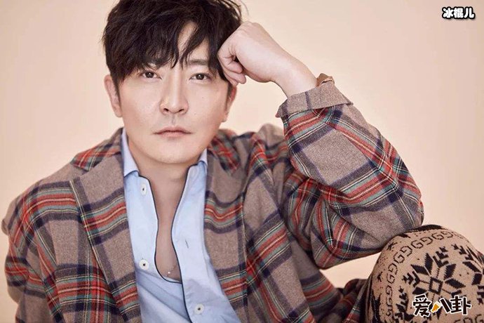 郭京飞小时候捡了条蛇求生欲强作死也强