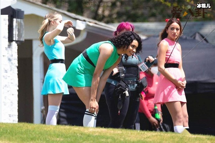 飞天小女警真人剧讲什么故事