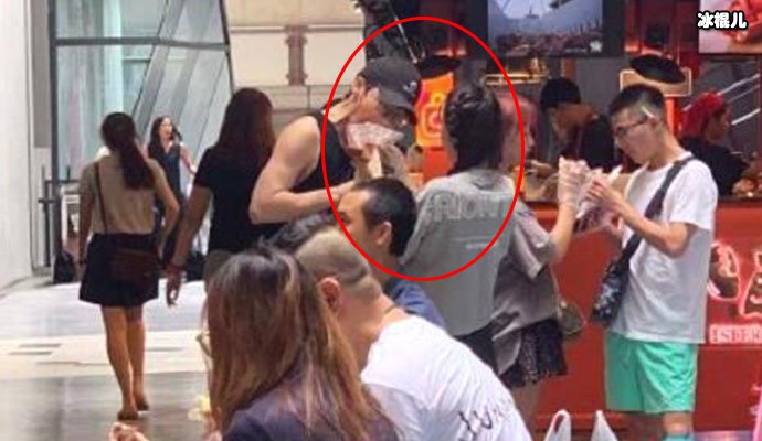 白宇刘萌萌甜蜜同框