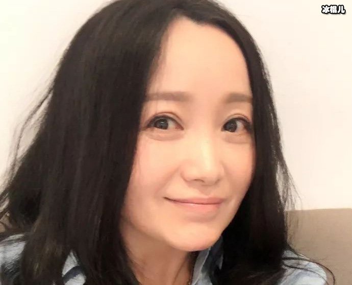 斯琴格日乐照片