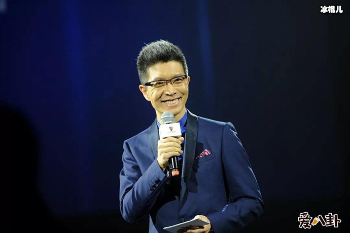 李佳琦惨遭朱广权段子碾压