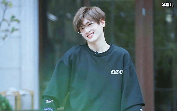 翟潇闻塌房原因