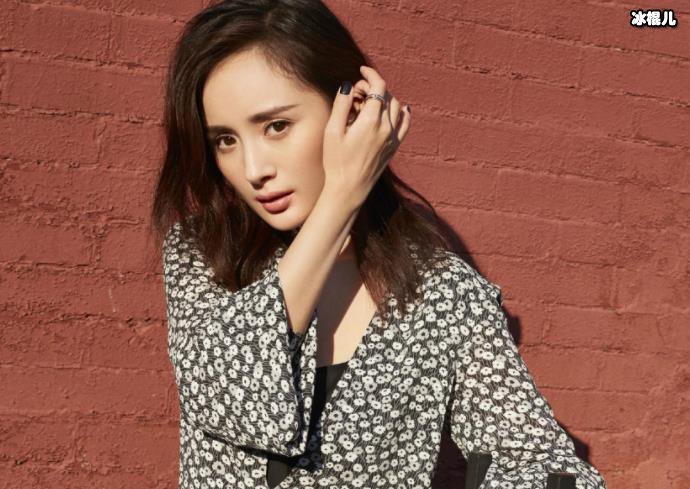 杨幂拍戏不戴胸罩是真的吗